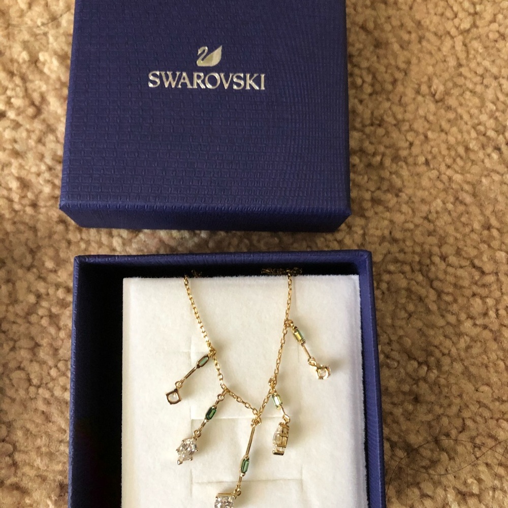 Swarovski gold plated necklace - Picture 3 of 5